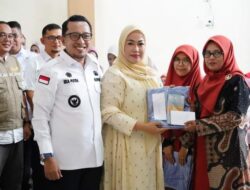 Didampingi Ketua TP PKK, Bupati Eka Putra  Silaturahmi bersama Kader PPKBJ dan Sub BPKBJ