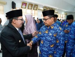 Bupati Eka Putra Lantik 54 PNS di Lingkungan Pemkab Tanah Datar