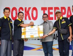 Peduli Bencana, IKLB Perawang Salurkan Bantuan