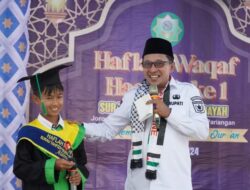 Bupati Eka Putra Hadiri WisudaTahfidzh Nurul Hidayah Pariangan