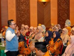 Pelatihan Kepsek SD dan SMP se Tanah Datar, Bupati Eka Putra : Kepsek Harus Mengupdate Ilmu dan Aturan