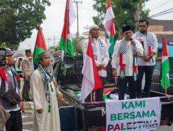 Lepas Aksi Damai Palestina, Bupati Eka Putra : Waspada Agar Jangan Sampai Ditunggangi Oknum