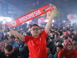 Masyarakat Banjiri Kanopi Nobar Timnas U-23 Bersama Pj Wako Payakumbuh