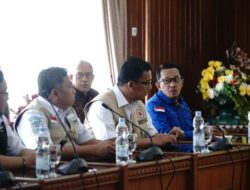 Ikuti Rapat Lanjutan Penanganan Rehab Rekon Bersama BNPB, Bupati Eka Putra : Pemda Sudah Miliki Lahan 2.5 Hektare Untuk Relokasi Warga