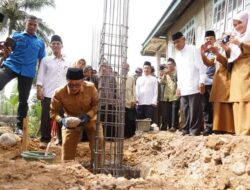Letakkan Batu Pertama, Bupati Eka Putra : Semangat Membangun Masjid, Semangat Juga Memakmurkannya
