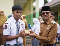 Jadi Inspektur Upacara di SMA 1 Harau, Bupati Minta Siswa Miliki Tiga Kecerdasan Jaga Budaya Alam Minang Kabau