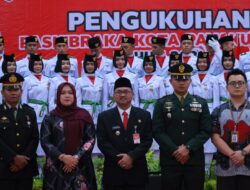 Pj. Wali Kota Payakumbuh, Suprayitno secara resmi mengukuhkan Pasukan Pengibar Bendera Pusaka (Paskibraka) Kota Payakumbuh Tahun 2024