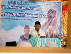 Kunjungi Ponpes Tarbiyah Islamiyah Malalo,Bupati Eka Putra Ingatkan Generasi Muda Agar Membentengi Diri