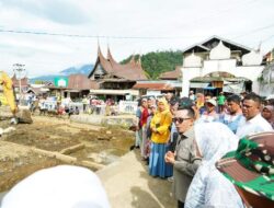 Bupati Eka Putra Tinjau Pelaksanaan Goro di Masjid Nurul Falah Baruah Bukik
