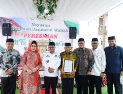 Resmikan MTs Surau Qur’an Boarding School Simpuruik, Bupati Eka Putra Sampaikan Apresiasi Terhadap Yayasan