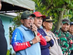 Resmi Bergulir, Bupati Eka Putra Buka Resmi Bola Kaki Cup IV Nagari Pagaruyung