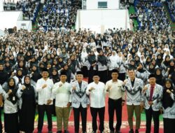 Buka Seminar Nasional PGRI, Bupati Eka Putra : Seminar Sebagai Sarana Meningkatkan Motivasi dan Menambah Ilmu