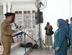 Bupati Eka Putra Resmi Lantik Kepengurusan TP PKK dan TP Posyandu Tanah Datar 2025-2030