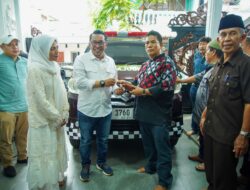 Peduli Kampuang, Perantau IKKS Serahkan Ambulance, Bupati Eka Putra Sampaikan Terima Kasih