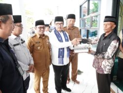 Pembangunan Surau Bantuan Mahkamah Agung Peduli, Bupati Eka Putra Hadiri Peresmiannya