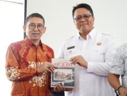 Menteri Kebudayaan Fadli Zon Luncurkan Buku Kartu Pos Bergambar Fort De Kock, Wabup Ahmad Fadly Ikut Hadiri