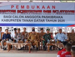 Bupati Eka Putra Buka Pemusatan Pelatihan 63 Calon Paskibraka Tanah Datar