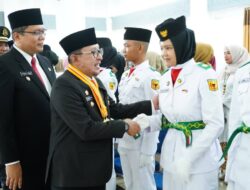 Kukuhkan 63 Orang Paskibraka Tanah Datar, Bupati Eka Putra Berpesan Jaga Kesehatan, Jaga Kekompakan Agar Selalu Solid, Dengarkan Arahan Pelatih