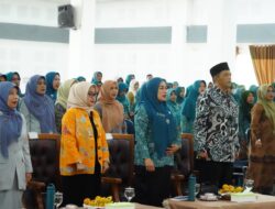 Seminar Sehari PAAREDI, Ketua TPPKK Tanah Datar Ny. Lise Eka Putra Berharap Temukan Strategi Terbaik Hadapi Kenakalan Anak dan Remaja Diera Digital