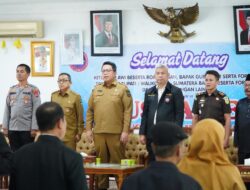 Wabup Ahmad Fadly Hadiri Pengukuhan 12 DPC AWI