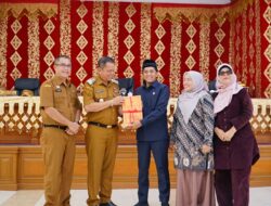 Ketua DPRD kota Payakumbuh Dukung Nota Keuangan Dan Racanagn perubahan 2025