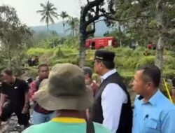 Gerak Cepat, Wabup Ahmad Fadly Tinjau Lokasi Kebakaran di Guguak Malalo Batipuh Selatan