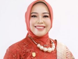 Wakil Ketua DPRD Kota Payakumbuh Hurisna Jamhur, Dorong Perempuan Aktif dalam Pembangunan Daerah