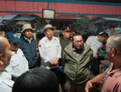 Banjir dan Longsor Terjang Tanah Datar, Bupati Eka Putra Langsung Tinjau Lokasi Banjir