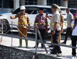 Jembatan Simpang Manunggal dan Panti Mulai Ditangani Tahun Ini, Bupati Eka Putra Lakukan Peninjauan Ke Lokasi