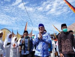 Hadiri Khatam Al-Qur’an, Bupati Eka Putra : Terus Tingkatkan Kemampuan Membaca dan Memahami Al-Qur’an