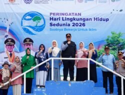 Pemkab Tanah Datar Lakukan Goro dan Tanam Pohon Usai Upacara Peringatan Hari Lingkungan Hidup