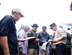 Didampingi Ketua TP PKK Tanah Datar Ny. Lise Eka Putra, Bupati Eka Putra Tinjau Persiapan Pembangunan Sekolah Rakyat di Tanjung Alam