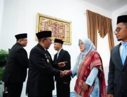 Bupati Eka Putra Lantik Empat Pejabat Administrator