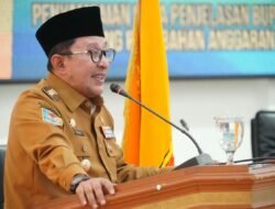 Sampaikan Pengantar Nota Keuangan, Bupati Eka Putra Paparkan Kenaikan Pendapatan Daerah